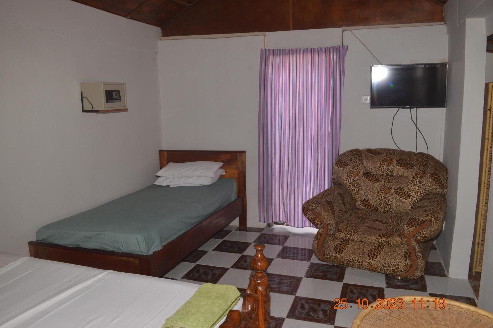 Easy Time Lodge 克罗里 外观 照片