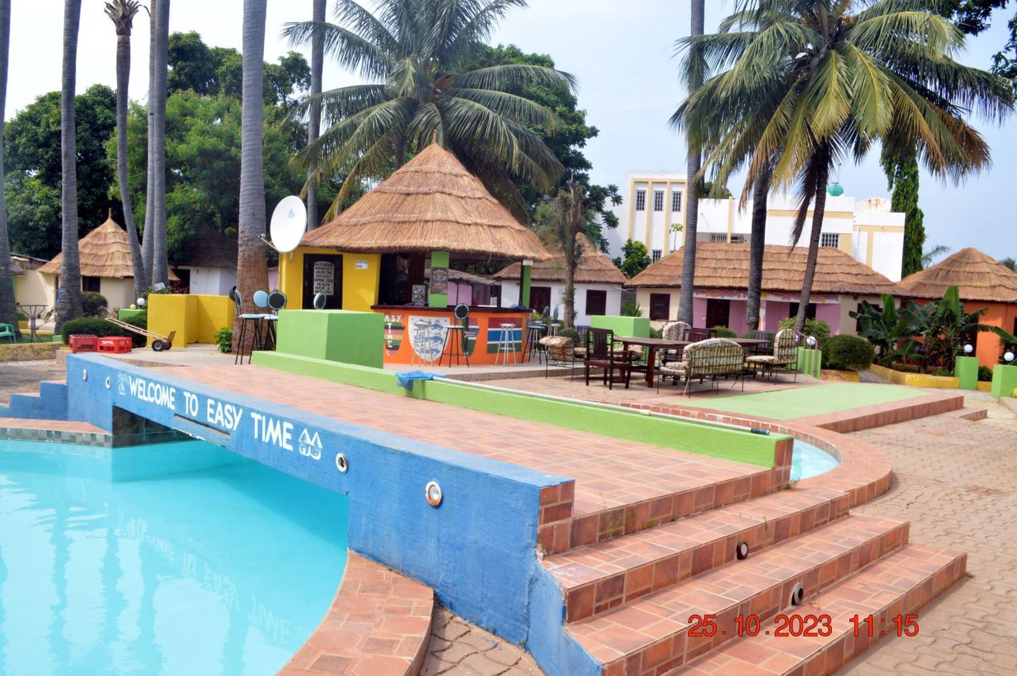 Easy Time Lodge 克罗里 外观 照片